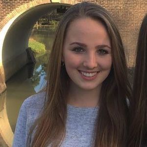 Meet your Posher, Rebekah